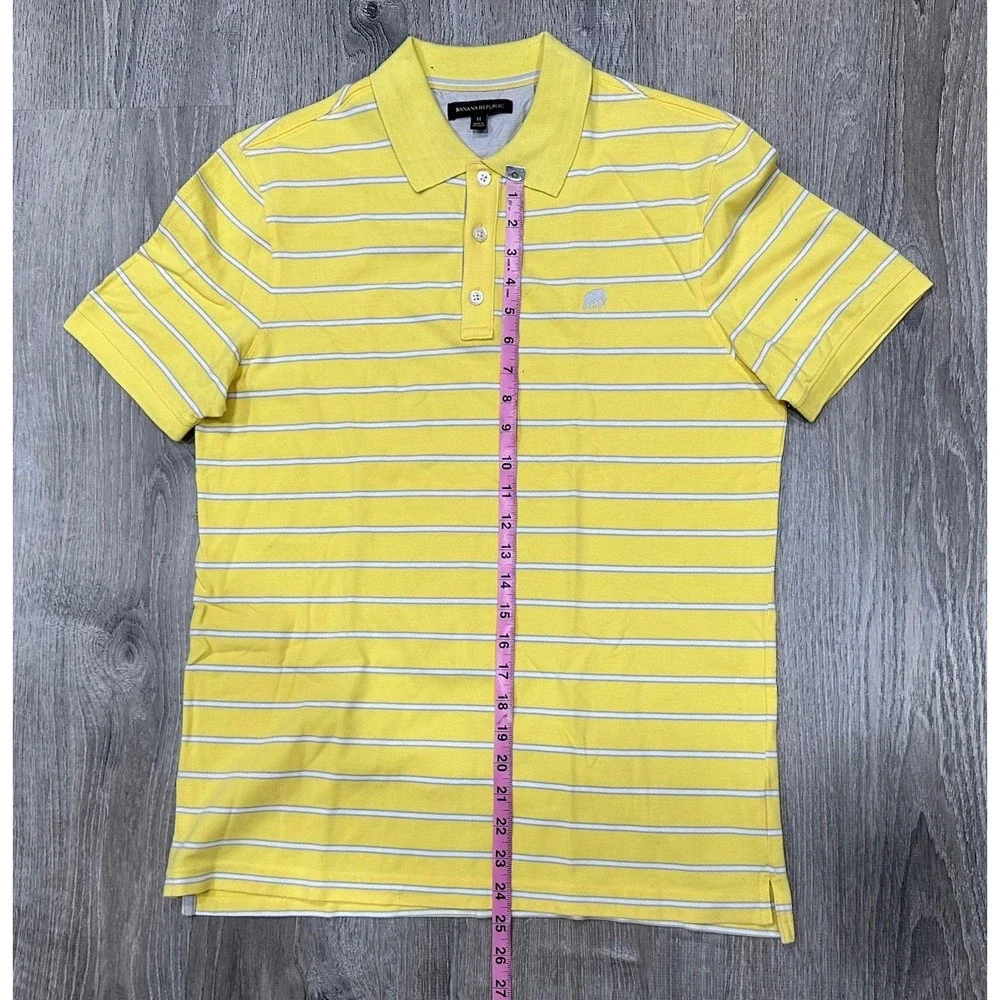 Banana Republic‎ Pique Polo Shirt Men's Medium Yellow Elephant Striped Golf Polo
